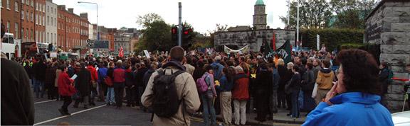 Satrt of demonstration at Parnell sq